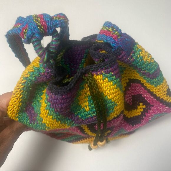 Women's Boho Artisanal Colorful Crochet/Knit Crossbody Bag W/ Drawstring Closure - Picture 13 of 15